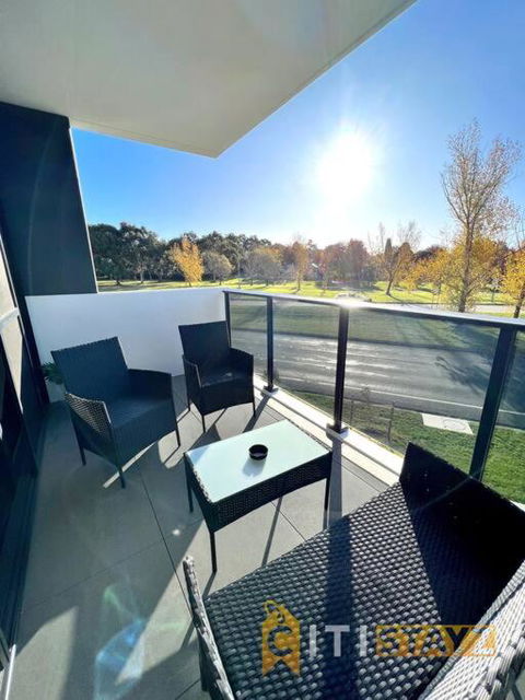 Fab In Phillip - 2bd 2bth Apt - Close To CBR Hospital - Holiday Sunshine Coast 3