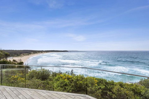 Fairwinds - Holiday Sunshine Coast 0