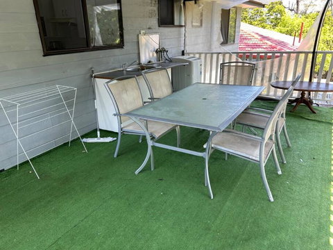 FAMILY 3-bedroom Everton Hills Apartment - Sunshine Coast Tourism 3