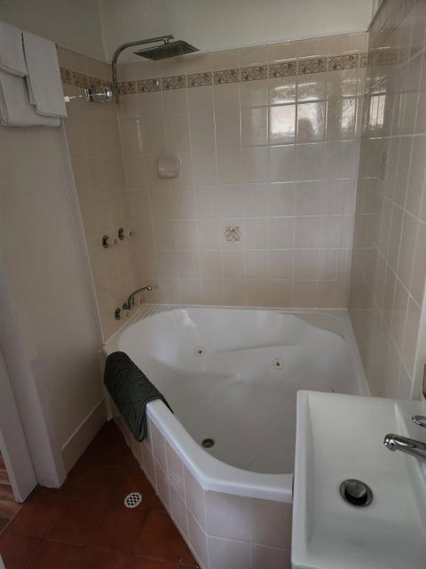 Ferns Miners Rest - Holiday Sunshine Coast 3