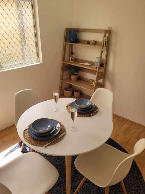 G&R Beach Cottage - Holiday Sunshine Coast 3