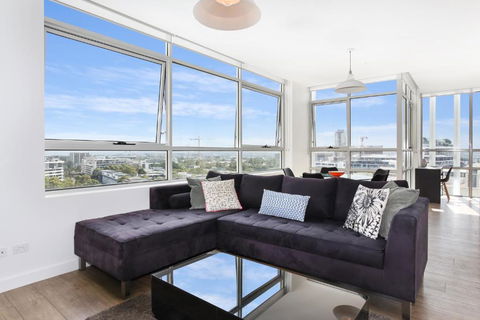 G1903S - Zetland Heights Sunset Vista - Holiday Sunshine Coast 2