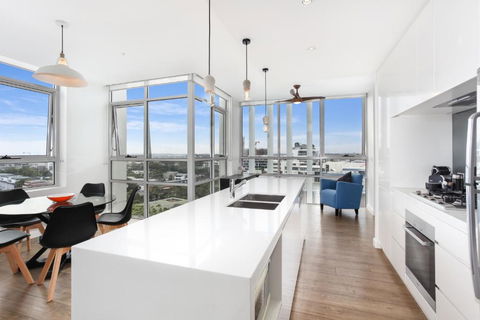 G1903S - Zetland Heights Sunset Vista - Holiday Sunshine Coast 3