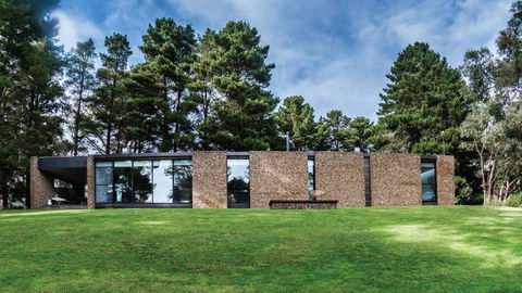 Gabion Hill House Glenlyon - Holiday Sunshine Coast 1