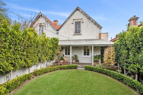 Gable House Geelong - Holiday Sunshine Coast 0