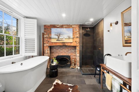Gable House Geelong - Holiday Sunshine Coast 4