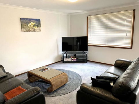 Gale Street Retreat Busselton - Holiday Sunshine Coast 3