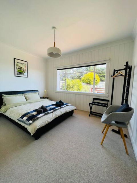 Garden House 15 Min To Hobart CBD - Sunshine Coast Tourism 1