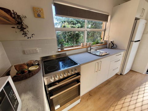 Garden Rest - Holiday Sunshine Coast 2