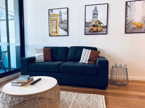 Garden View 1bd Apt @CBD Free Parking - Holiday Sunshine Coast 0