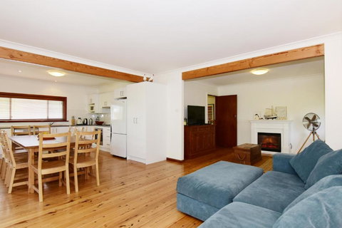 GERR14C - Salty Dog - Sunshine Coast Tourism 1