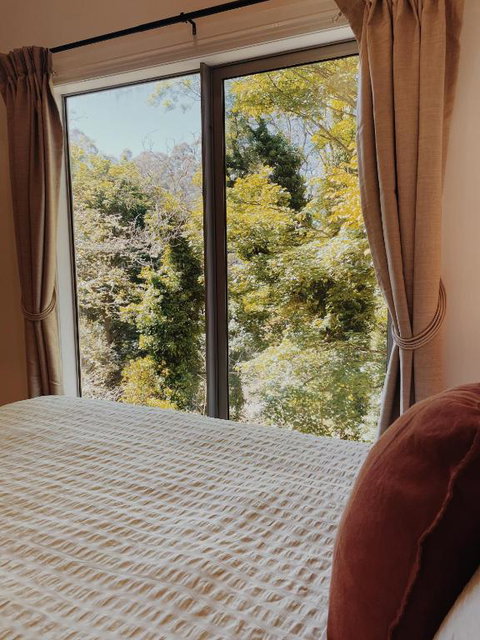 Getaway For 7 With King Bed And Open Fireplace - Sunshine Coast Tourism 3