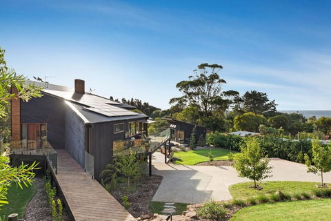 Glen Shian - Luxe With Pool And Water Views - Holiday Sunshine Coast 3