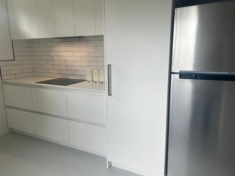 Glenaire Apartments At Frazer St - Holiday Sunshine Coast 2