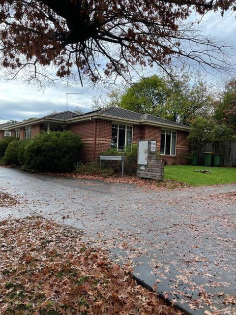 Gloria Of Healesville - Holiday Sunshine Coast 1