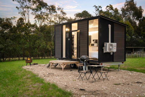 Glorious Escape By Tiny Away - Sunshine Coast Tourism 1