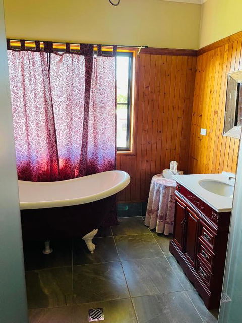 GOLDEN LACE B&B - Holiday Sunshine Coast 3