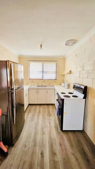 Golden Patch Retreat, Kalgoorlie - Sunshine Coast Tourism 3