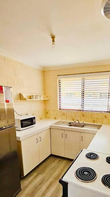 Golden Patch Retreat, Kalgoorlie - Sunshine Coast Tourism 4