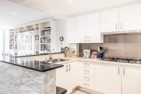 Gorgeous 2-Bed Unit Near Riverside Parks - Holiday Sunshine Coast 2