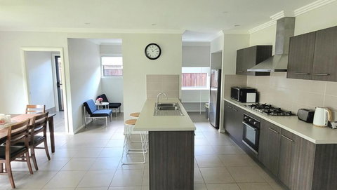 Gledswood Hills, The Cloverhill Charm - Holiday Sunshine Coast 2