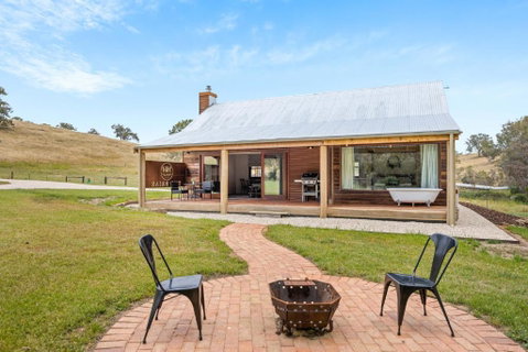 Grandview Accommodation - Hideaway Huts - Sunshine Coast Tourism 4