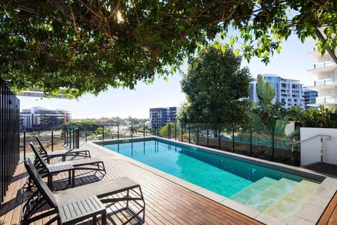 Hamilton Riverside Luxury Apartment W Carpark - Holiday Sunshine Coast 3