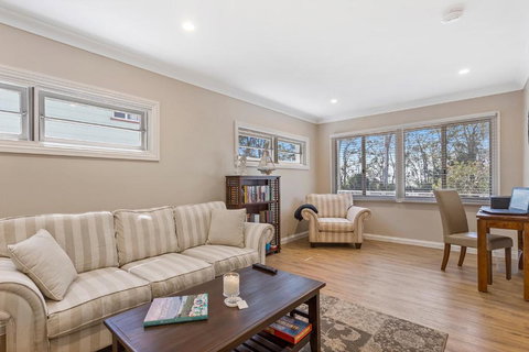 Hamptons At The Bay - Holiday Sunshine Coast 2