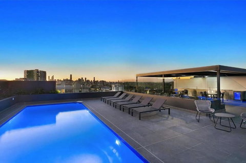 Hanlon Park Escape 250m To Stones Corner Village - Sunshine Coast Tourism 2