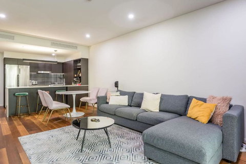 Hanlon Park Escape 250m To Stones Corner Village - Sunshine Coast Tourism 1