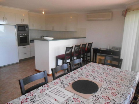 Hardwicke Espy - Holiday Sunshine Coast 3