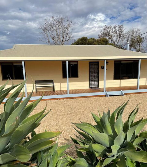 Hardwicke Hideaway - Holiday Sunshine Coast 2