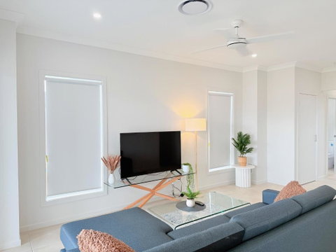 Harmony Heights 4 Beds Villa At Rochedale - Sunshine Coast Tourism 2