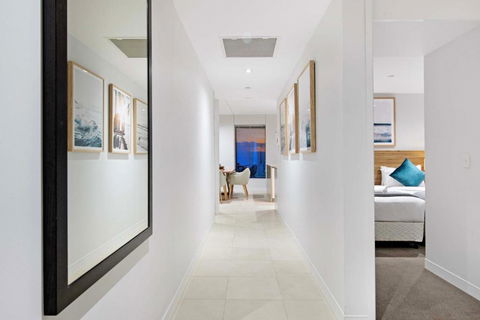 GUARANTEED OCEAN VIEW - Level 16 And Up - Soul Surfers Paradise - Self Contained &Privately Managed - Holiday Sunshine Coast 1
