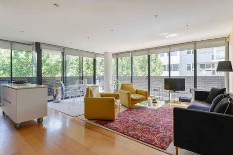 HAZEL Chapel St Socialite. Pool, Spa & Gym - Sunshine Coast Tourism 0