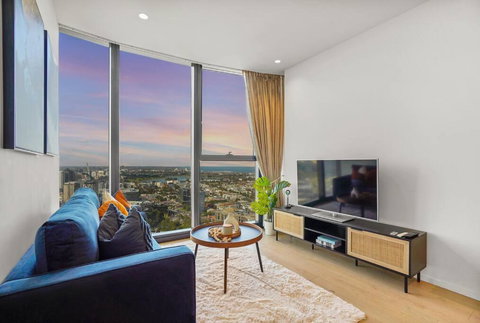 Heart Of The Ocean- Bay & City Views 2B2B - Holiday Sunshine Coast 3