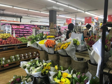 Hensman 5 - 1BRM Unit With Courtyard & Parking - Holiday Sunshine Coast 1