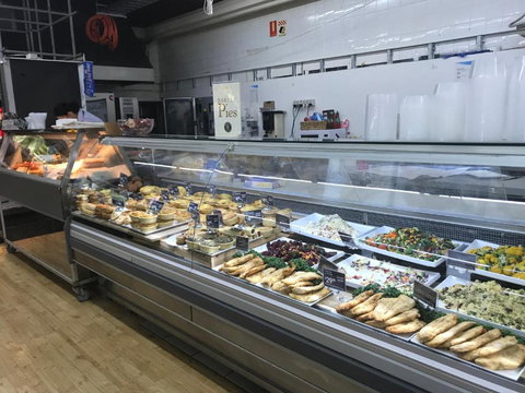 Hensman 5 - 1BRM Unit With Courtyard & Parking - Holiday Sunshine Coast 2