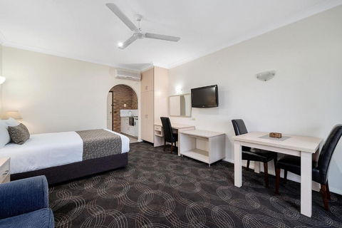 Heritage Motor Inn Corowa - Sunshine Coast Tourism 2