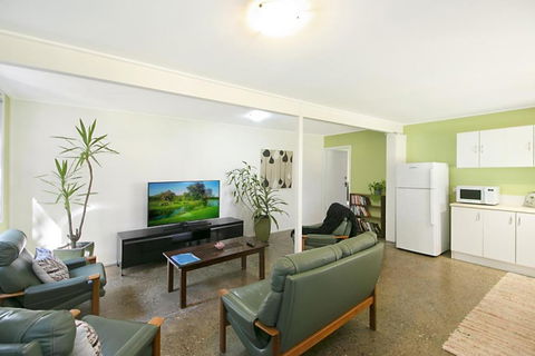 HideAway - Tweed Coast Holidays - Sunshine Coast Tourism 1