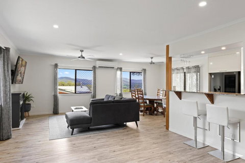 Highview Atherton - Sunshine Coast Tourism 2