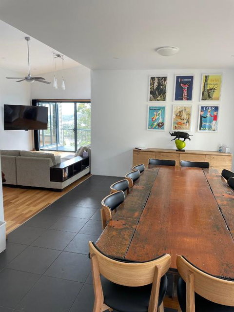 Hill Top Retreat - Sunshine Coast Tourism 0