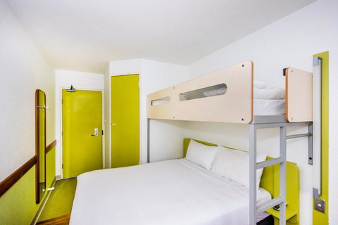 Ibis Budget - Newcastle - Holiday Sunshine Coast 2