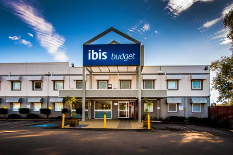 Ibis Budget - Newcastle - Holiday Sunshine Coast 1