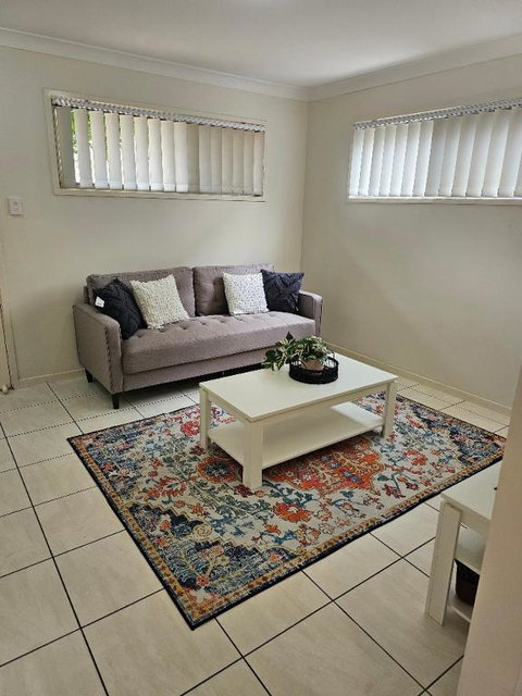 Homely & Welcoming In Mango Hill - Sunshine Coast Tourism 3