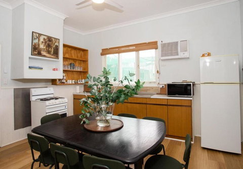 Homestead In The Hills - Holiday Sunshine Coast 2