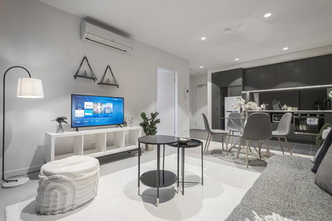 Iconic Modern 1br1ba Apt Richmondfree Parking - Holiday Sunshine Coast 1