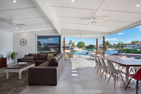 INCREDIBLE VALUE - Perfect For Large Families - Holiday Sunshine Coast 2