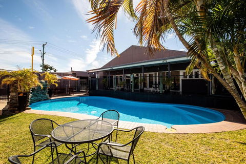 Hotel Settlers - Sunshine Coast Tourism 0