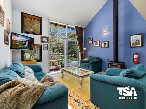 Ironmongie 3, Woodridge - Holiday Sunshine Coast 0